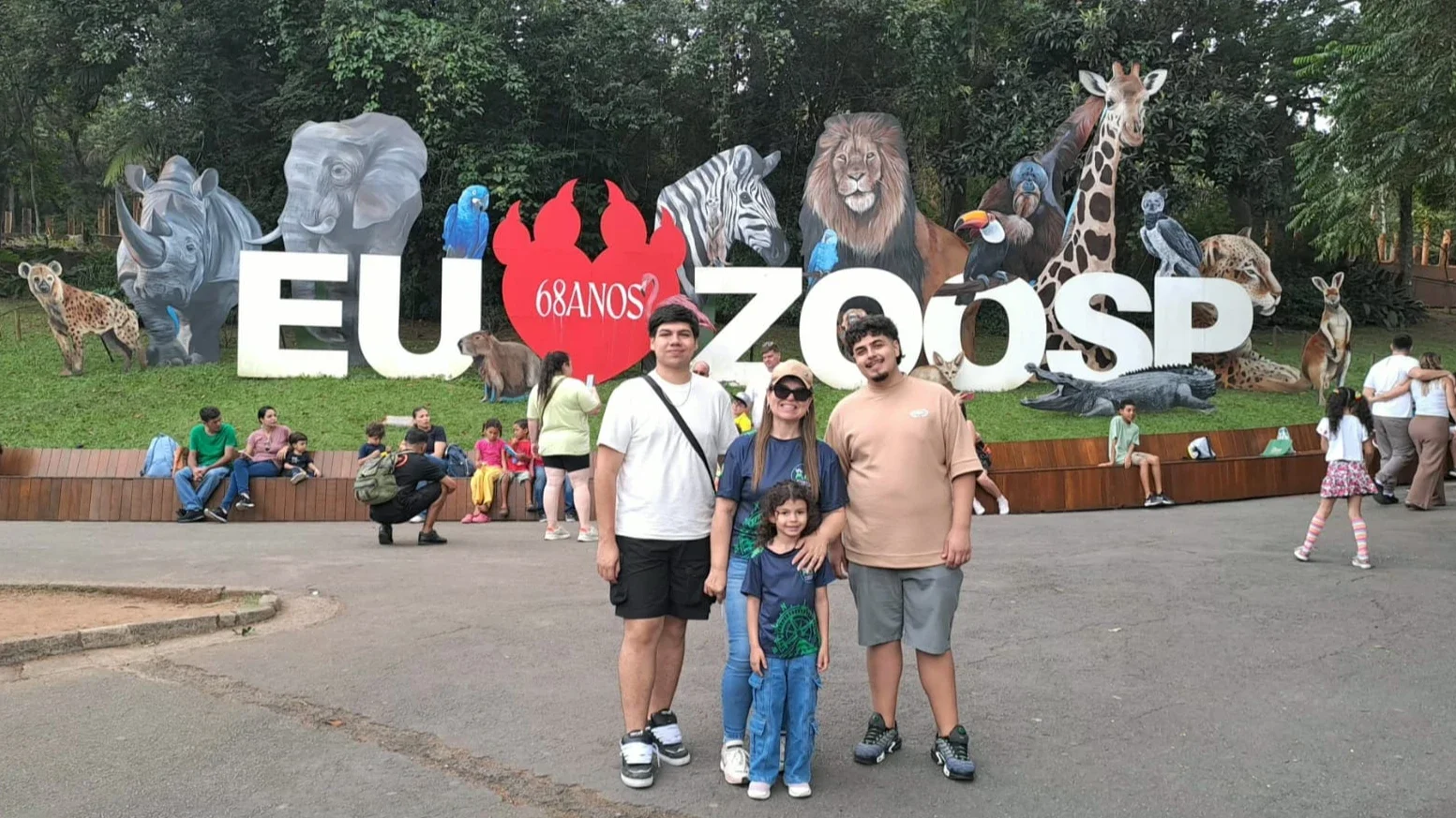 Viajar é colecionar memórias!